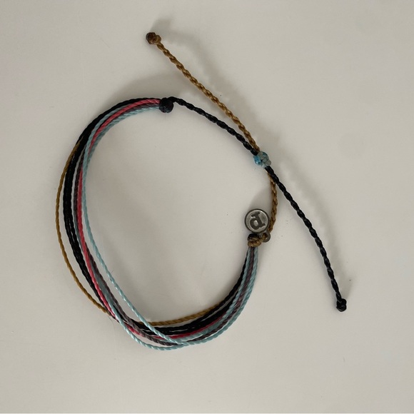 New Stack of three Pura Vida Bracelets including starfish - Picture 4 of 4